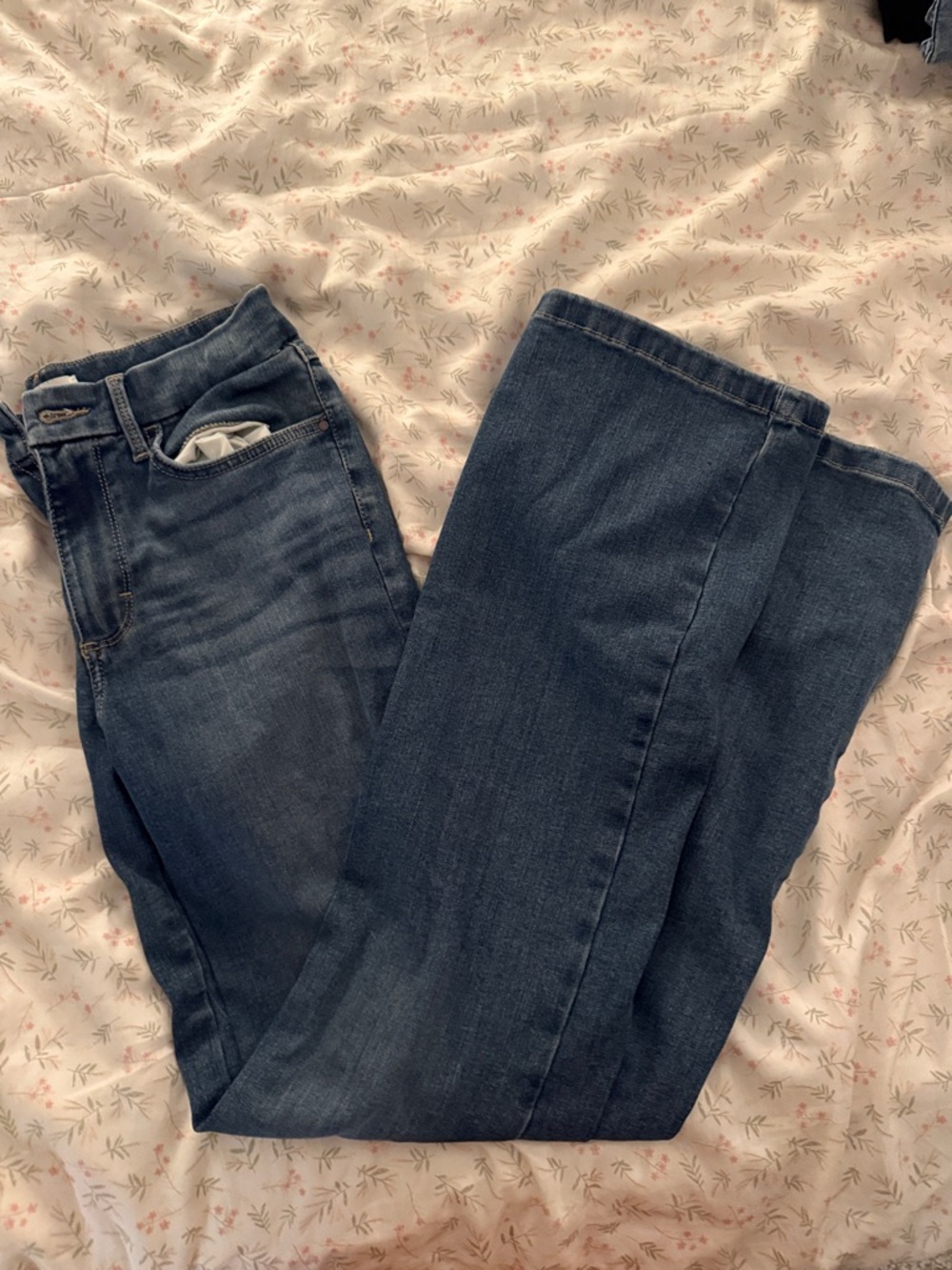 Wrangler Women's Boot Cut Jeans in Dark Blue Wash